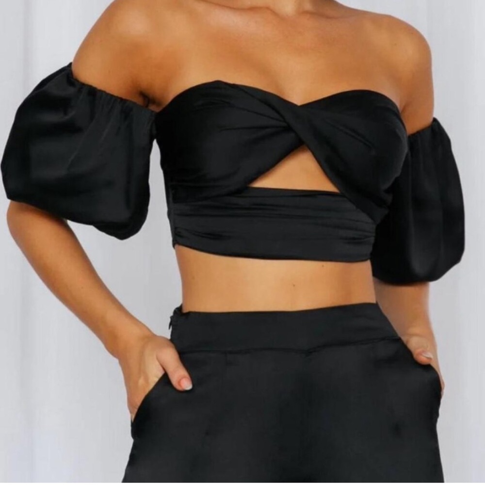 Runaway The Label Puff Sleeve Crop Blouse Satin NEW Sz Sm